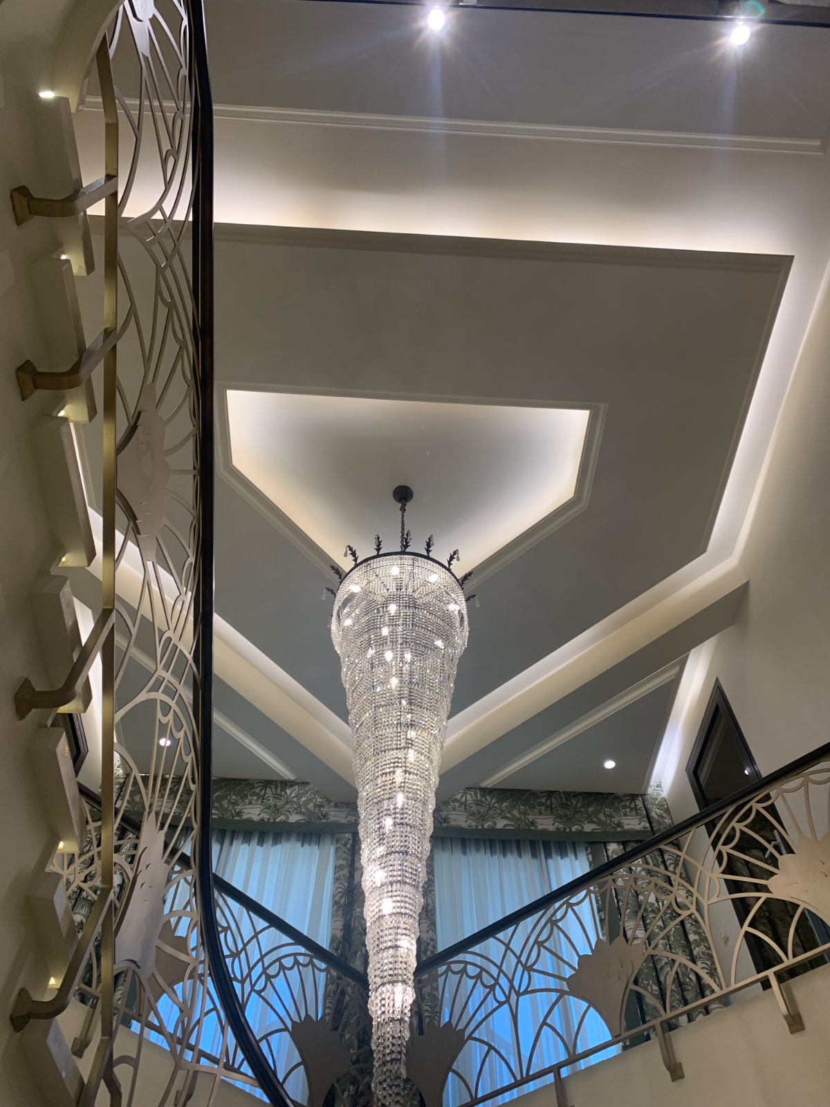 gallery grid image